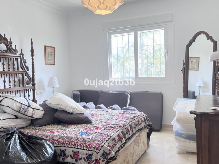 Apartment for Sale in Nueva Andalucía, Malaga 12