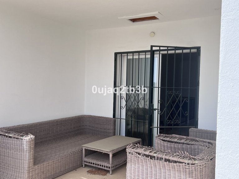 Apartment for Sale in Nueva Andalucía, Malaga 28