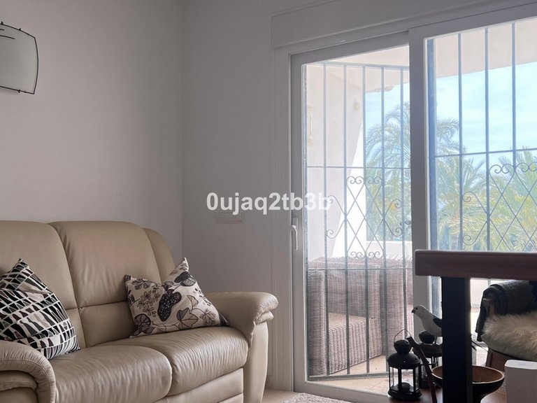 Apartment for Sale in Nueva Andalucía, Malaga 32