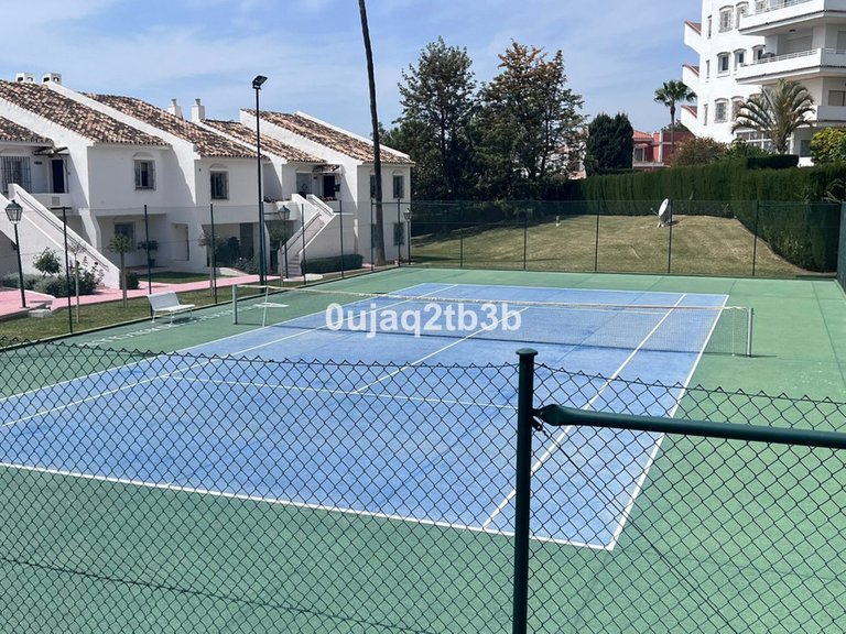 Apartment for Sale in Nueva Andalucía, Malaga 40