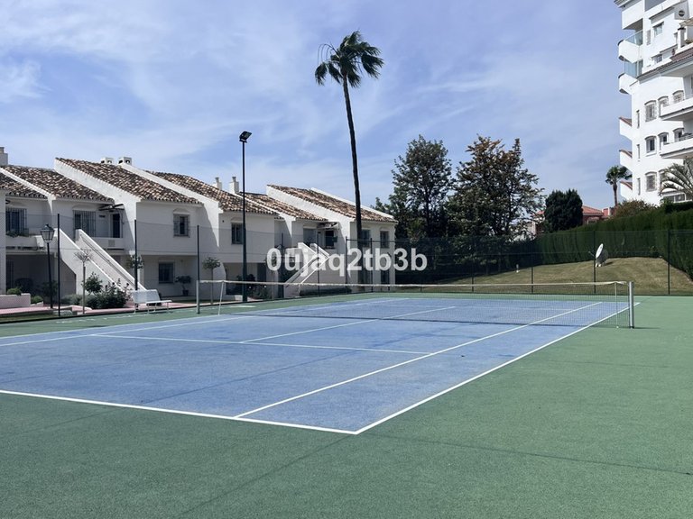 Apartment for Sale in Nueva Andalucía, Malaga 41