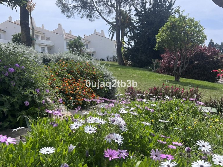 Apartment for Sale in Nueva Andalucía, Malaga 42