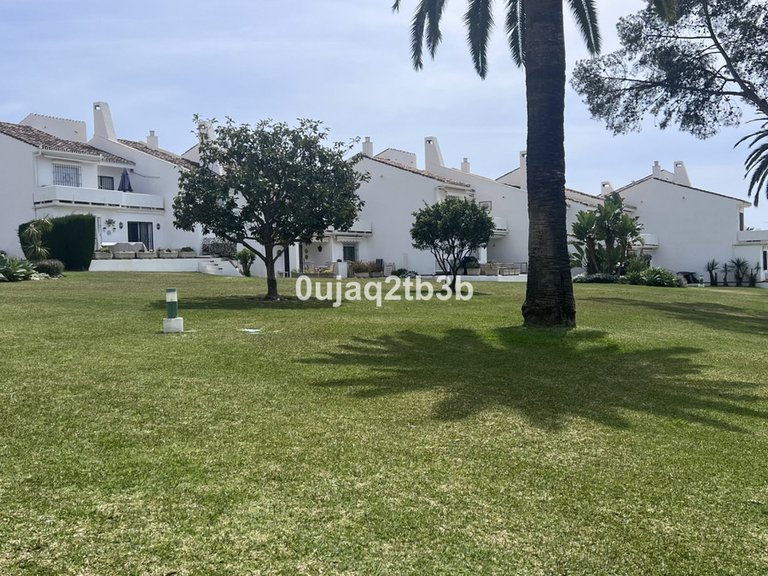 Apartment for Sale in Nueva Andalucía, Malaga 43