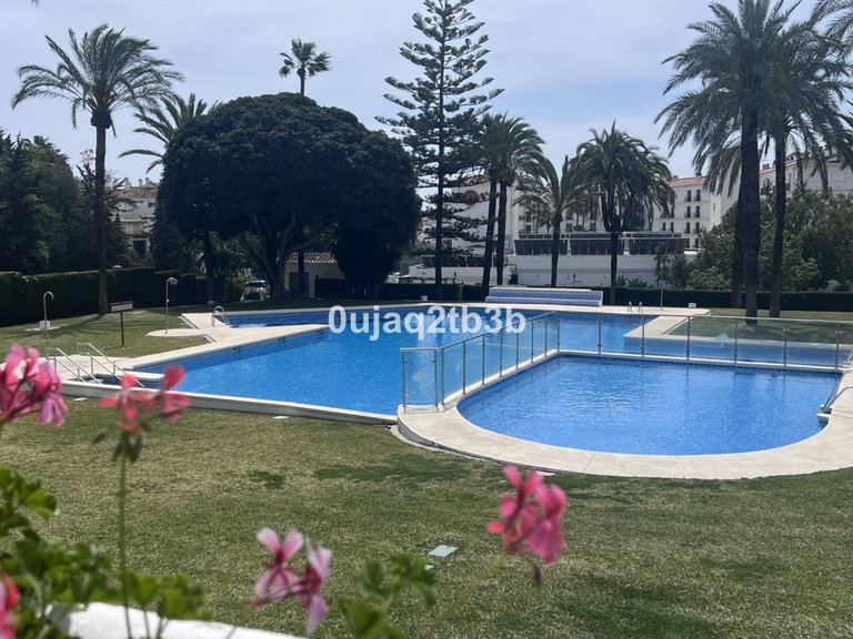 Apartment for Sale in Nueva Andalucía, Malaga 45