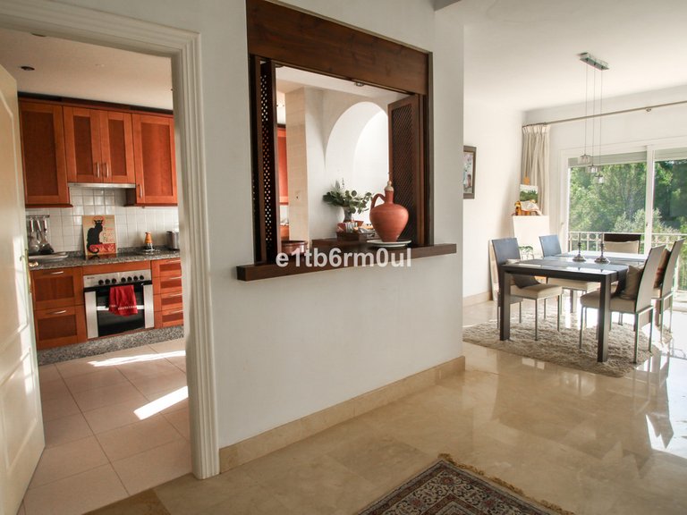 Villa for Sale in Istán, Malaga 8