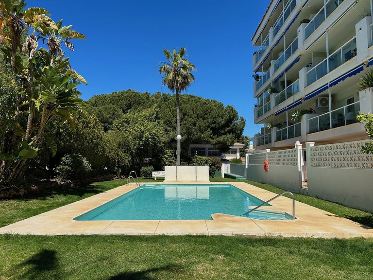 Apartment for Sale in Costa del Sol, El Rosario, Malaga 15