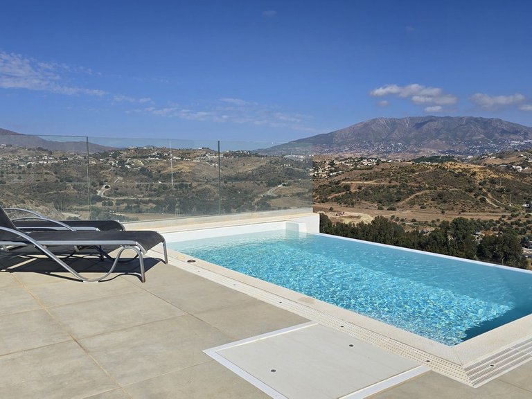 Apartment for Sale in La Cala De Mijas, Malaga 32