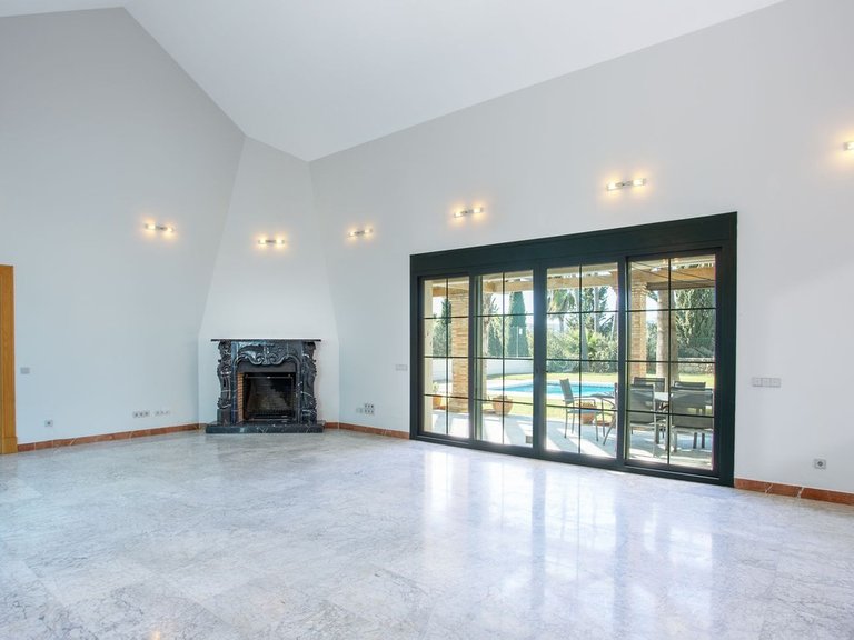 Villa for Sale in Mijas Golf, Malaga 33