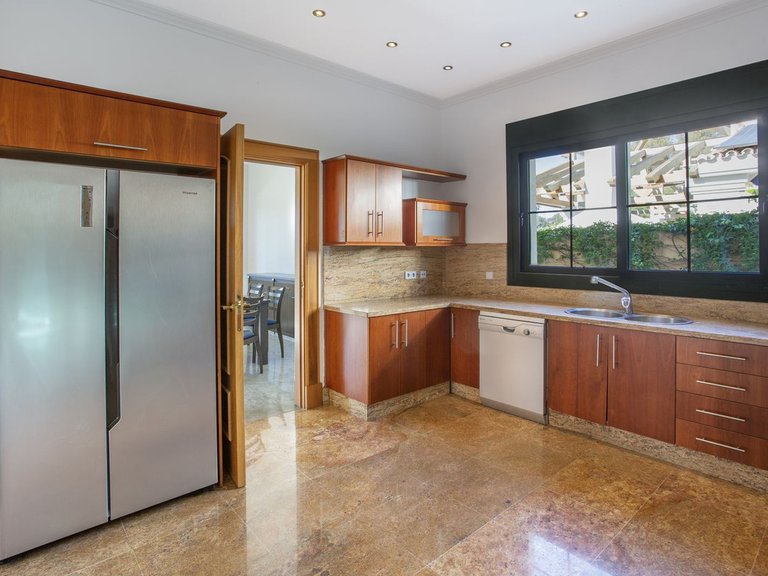 Villa for Sale in Mijas Golf, Malaga 38