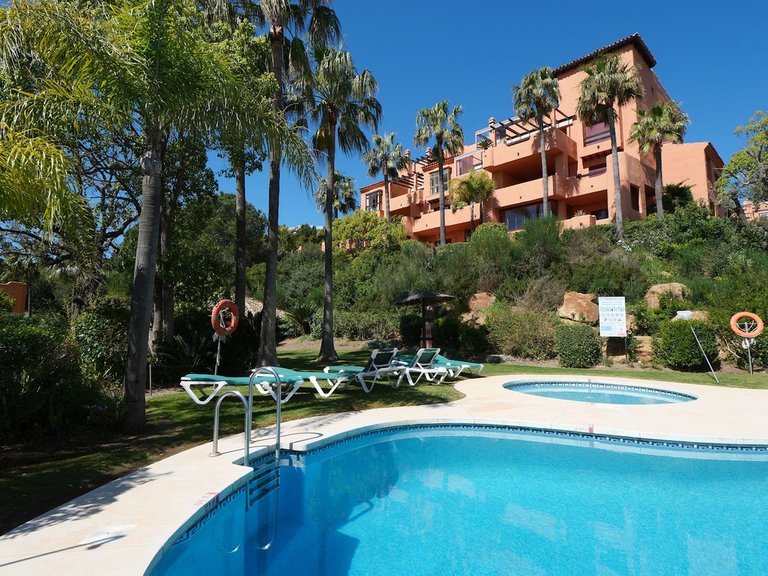 Apartment for Sale in La Mairena, Malaga 2