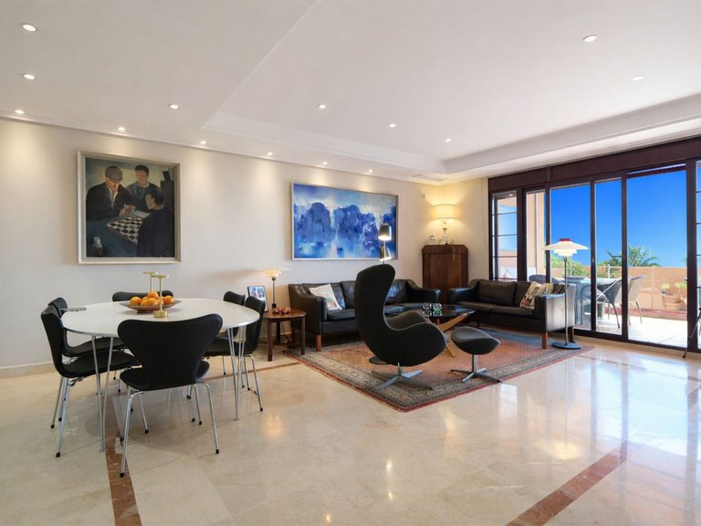 Apartment for Sale in La Mairena, Malaga 3