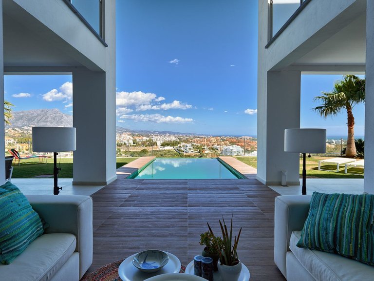 Villa for Sale in Benahavís, Malaga 2