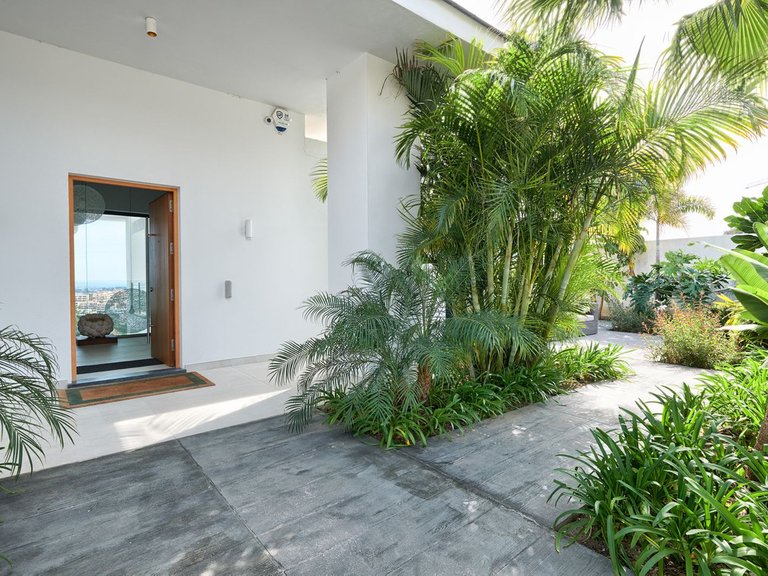 Villa for Sale in Benahavís, Malaga 34