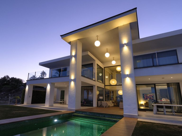Villa for Sale in Benahavís, Malaga 39