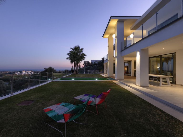 Villa for Sale in Benahavís, Malaga 40