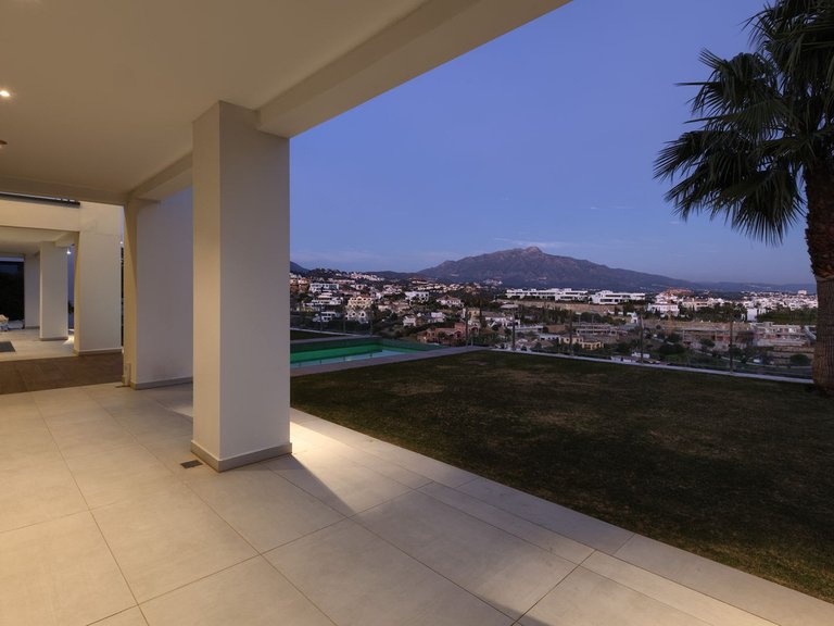 Villa for Sale in Benahavís, Malaga 41