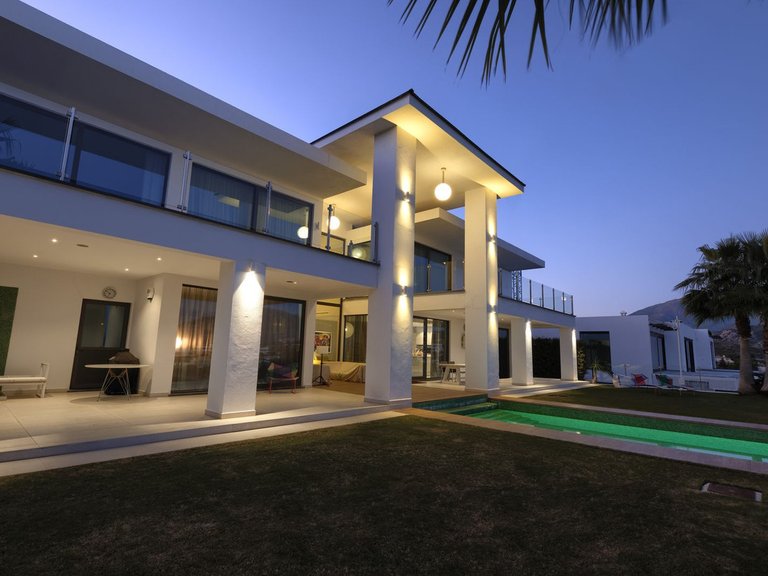 Villa for Sale in Benahavís, Malaga 42