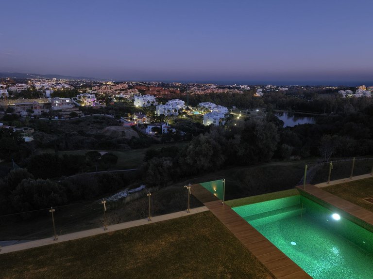 Villa for Sale in Benahavís, Malaga 44