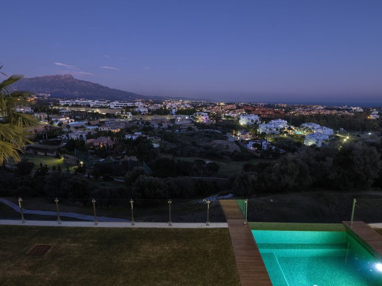 Villa for Sale in Benahavís, Malaga 45