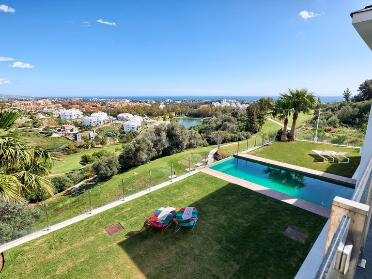 Villa for Sale in Benahavís, Malaga 9