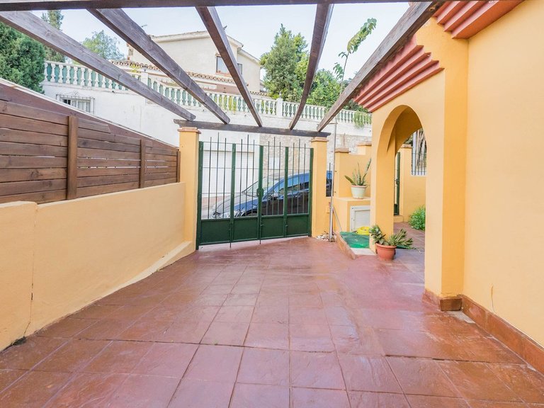 Villa for Sale in Fuengirola, Malaga 14