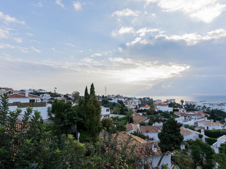 Villa for Sale in Fuengirola, Malaga 20
