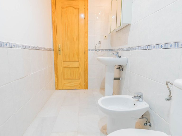 Villa for Sale in Fuengirola, Malaga 36