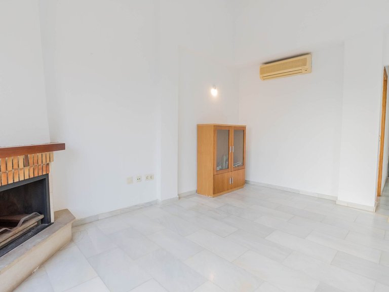 Villa for Sale in Fuengirola, Malaga 5