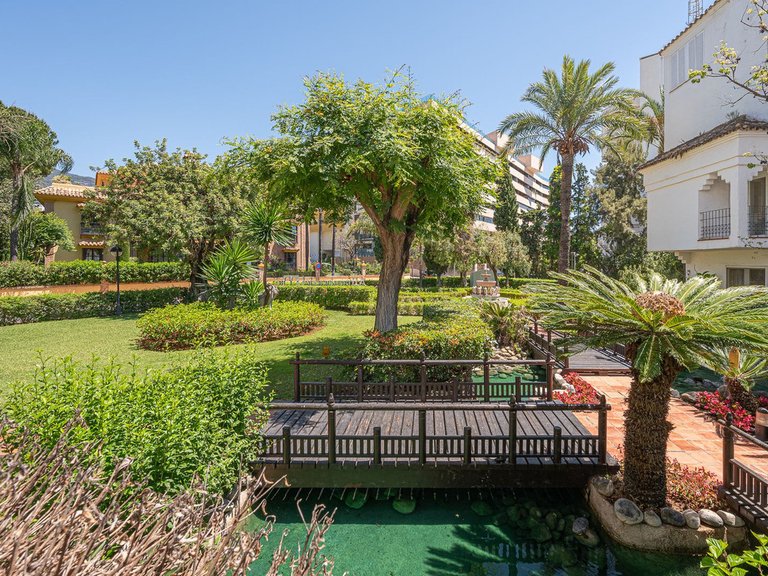 Apartment for Sale in Marbella, Malaga 15