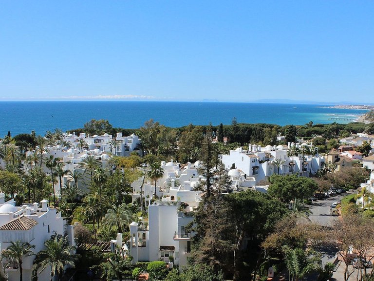 Apartment for Sale in Marbella, Malaga 19