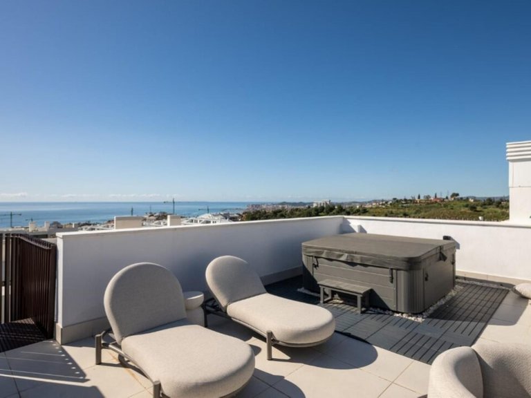 Apartment for Sale in Fuengirola, Malaga 10