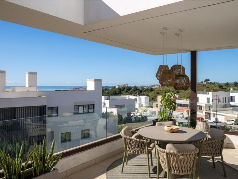 Apartment for Sale in Fuengirola, Malaga 11