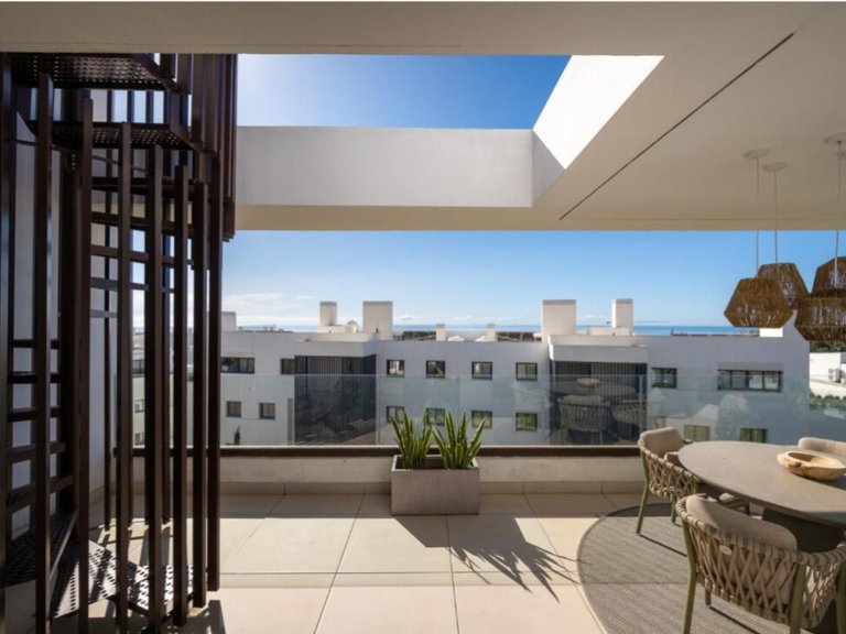 Apartment for Sale in Fuengirola, Malaga 2