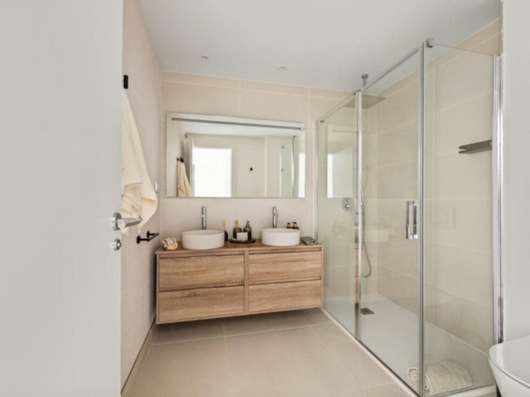 Apartment for Sale in Fuengirola, Malaga 23