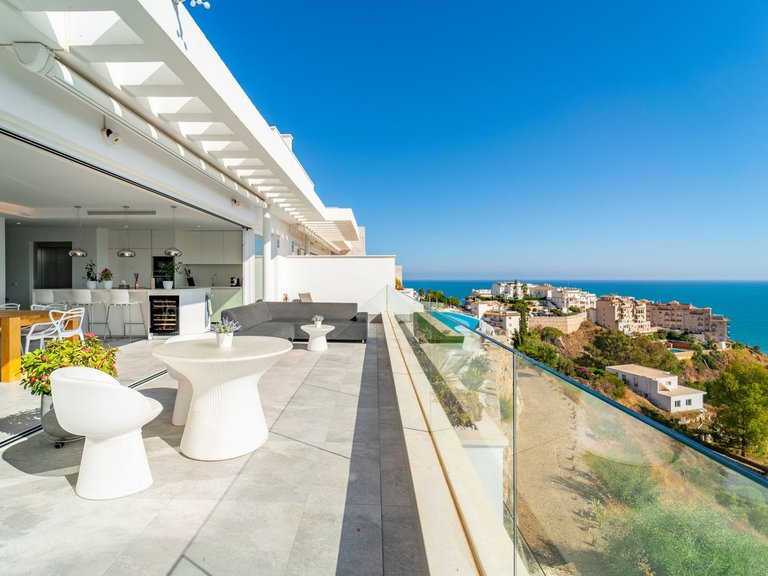 Apartment for Sale in La Capellania, Malaga 2