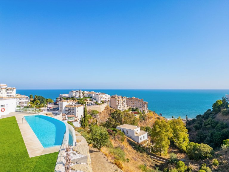 Apartment for Sale in La Capellania, Malaga 38