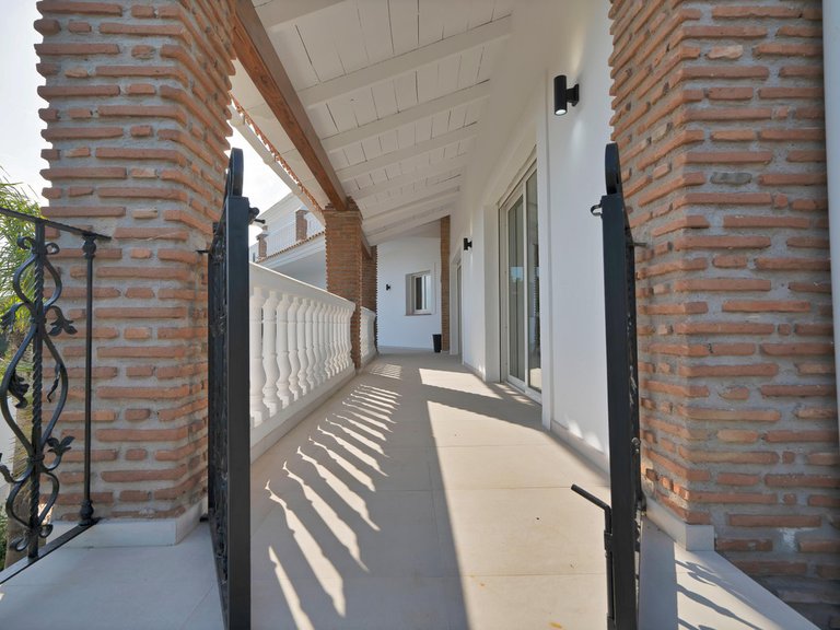 Villa for Sale in Benalmadena, Malaga 42
