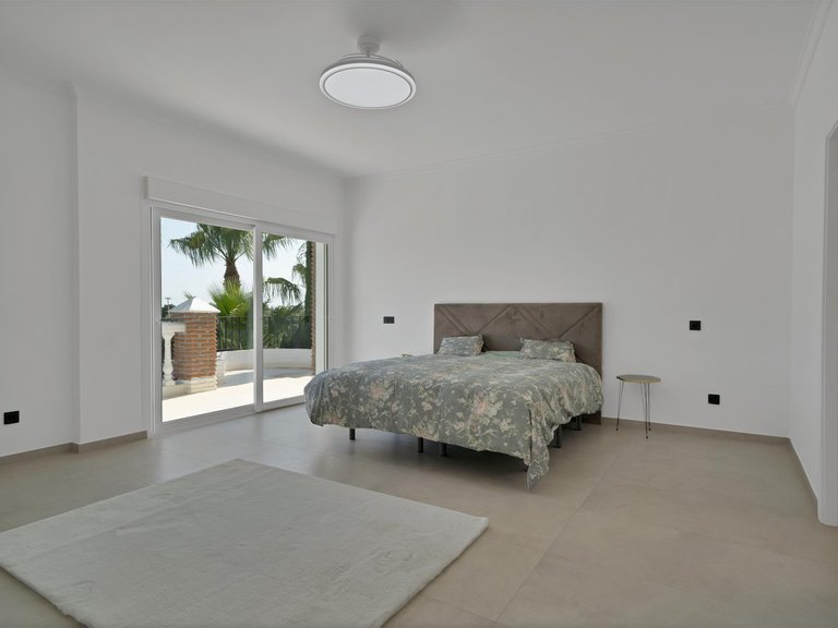 Villa for Sale in Benalmadena, Malaga 49