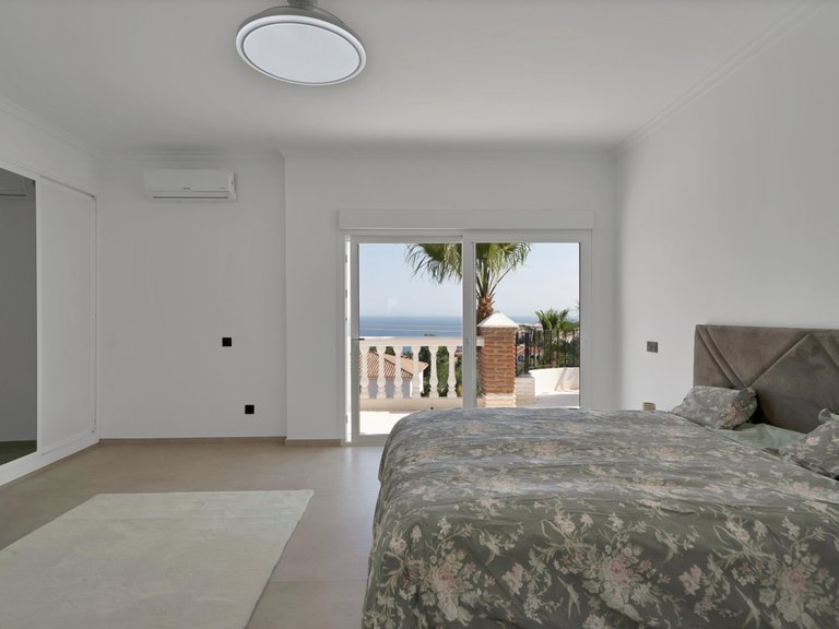 Villa for Sale in Benalmadena, Malaga 50
