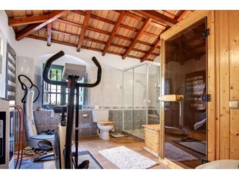 Villa for Sale in Guadiaro, Cadiz 24