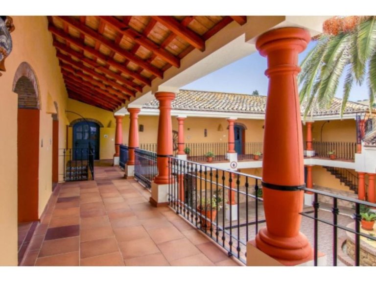 Villa for Sale in Guadiaro, Cadiz 26