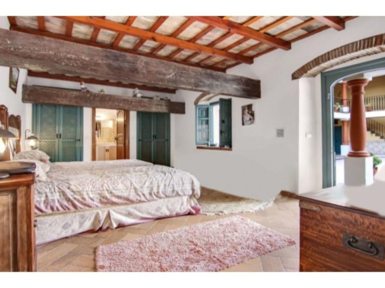 Villa for Sale in Guadiaro, Cadiz 29