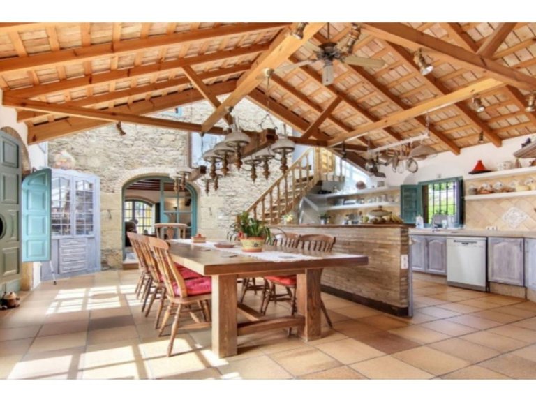 Villa for Sale in Guadiaro, Cadiz 35