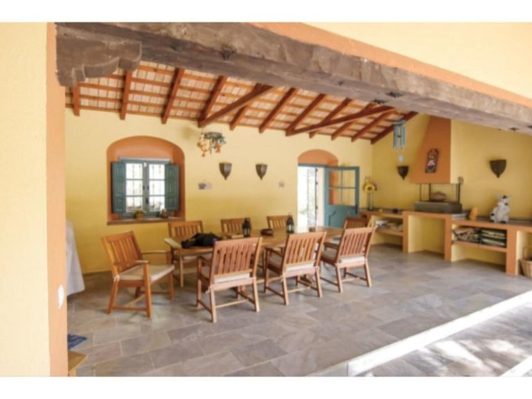 Villa for Sale in Guadiaro, Cadiz 6