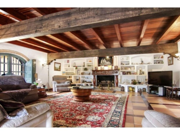 Villa for Sale in Guadiaro, Cadiz 8