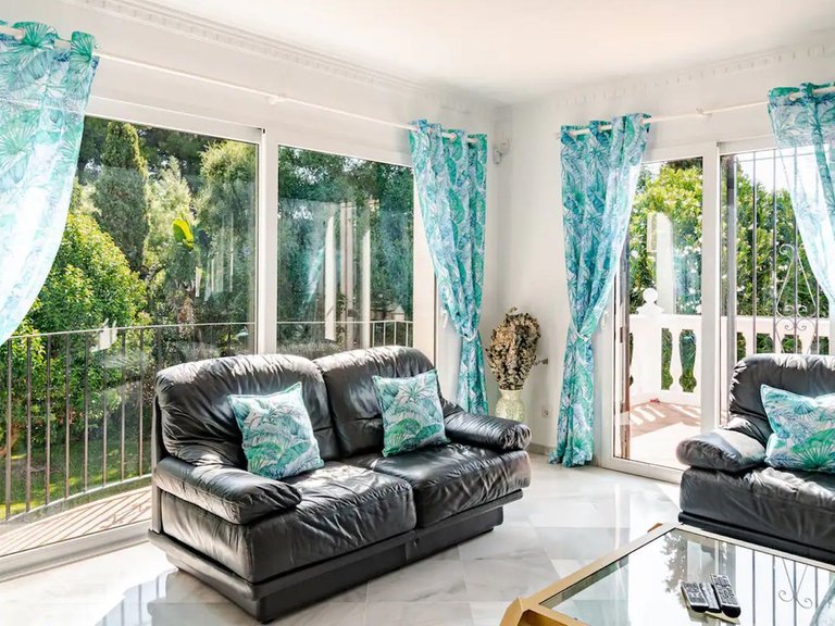 Villa for Sale in Nagüeles, Malaga 8