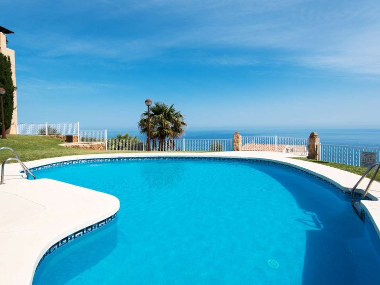 Apartment for Sale in Benalmadena, Malaga 2