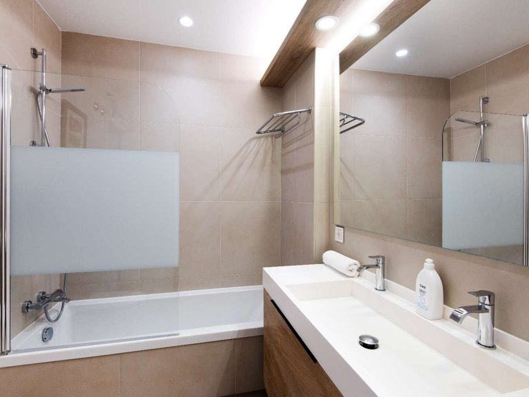Apartment for Sale in Benalmadena, Malaga 22