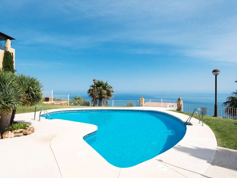 Apartment for Sale in Benalmadena, Malaga 32