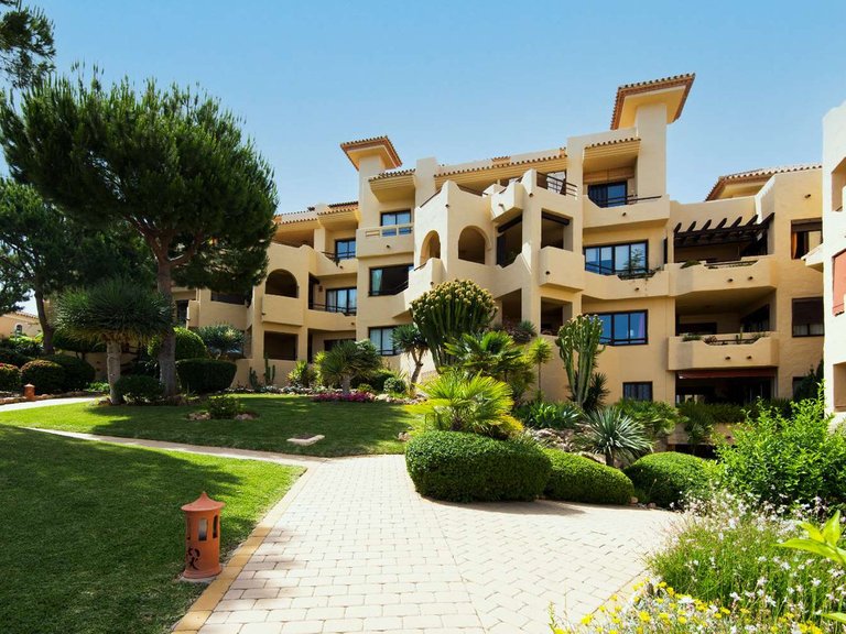Apartment for Sale in Benalmadena, Malaga 4